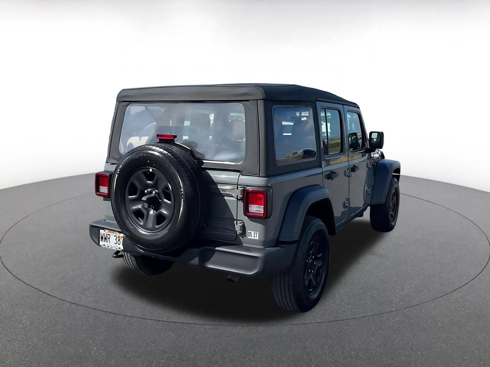 Used 2023 Jeep Wrangler Unlimited Sport AWD/4WD image 13