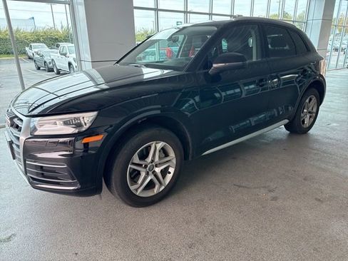 Used 2018 Audi Q5 2.0T Premium AWD/4WD image 3