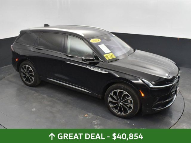 Used 2024 Lincoln Nautilus Reserve AWD/4WD image 40