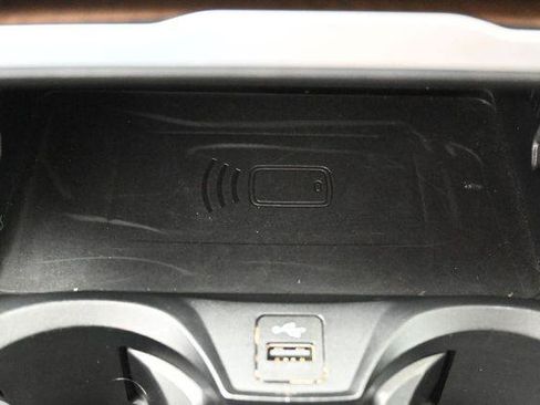 Used 2019 BMW 330i xDrive Sedan w/ M Sport Package AWD/4WD image 27