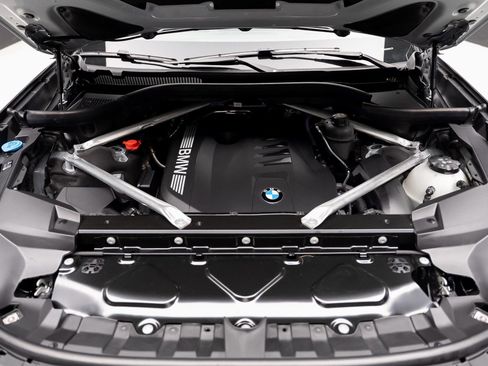 Used 2025 BMW X7 xDrive40i w/ M Sport Package image 78