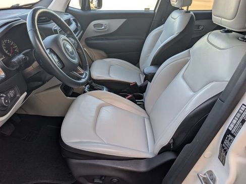 Used 2020 Jeep Renegade Limited w/ LED Lighting Group FWD image 8