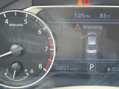Used 2024 Nissan Altima 2.5 SV FWD image 28