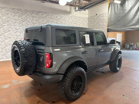 Used 2023 Ford Bronco Badlands w/ Sasquatch Package AWD/4WD image 7