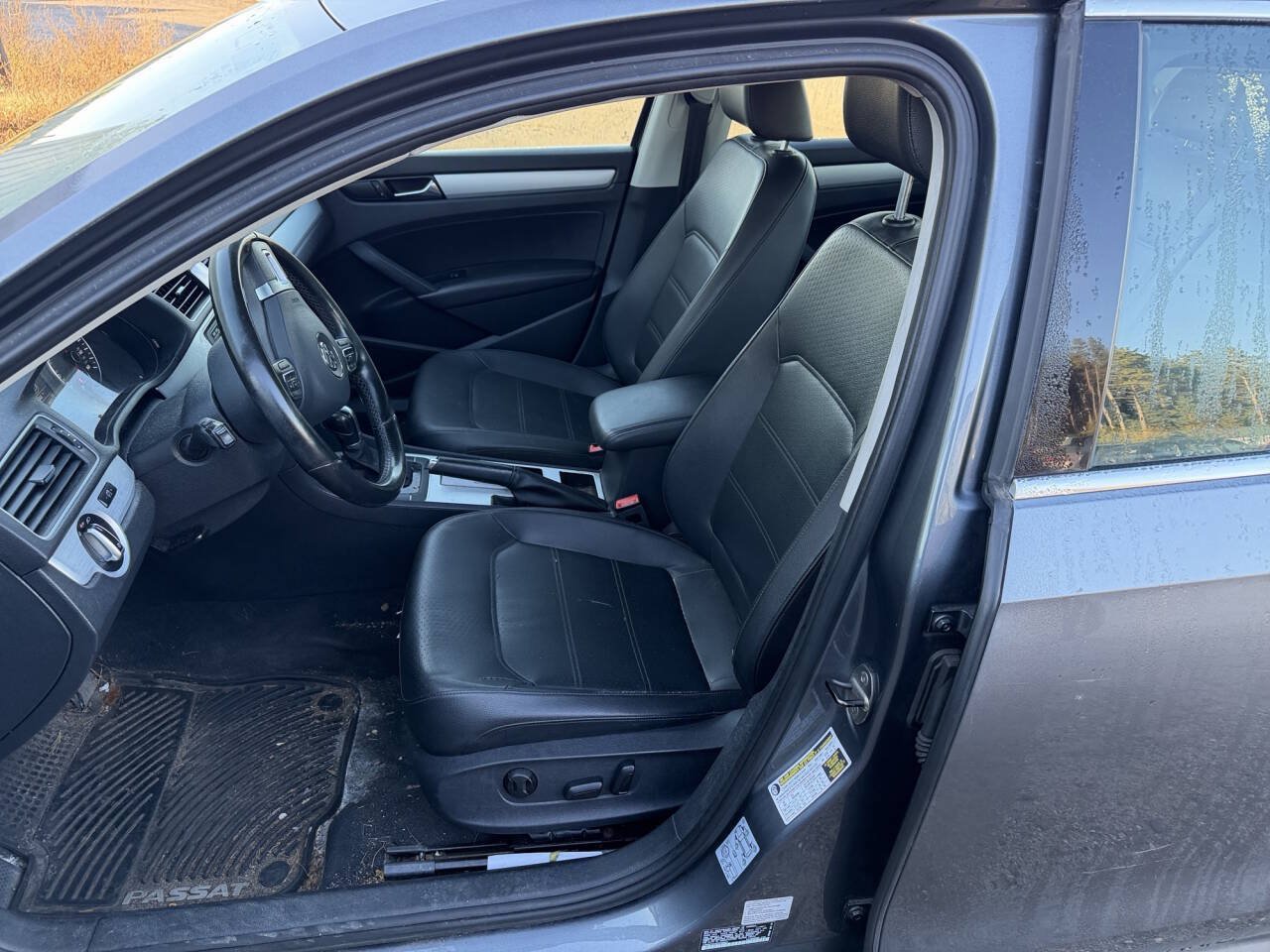 Used 2012 Volkswagen Passat 2.5 SE FWD image 19