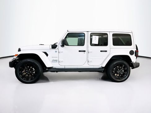 Used 2024 Jeep Wrangler Unlimited Sahara w/ Safety Group AWD/4WD image 4