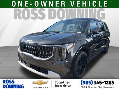 Used 2025 Kia Carnival