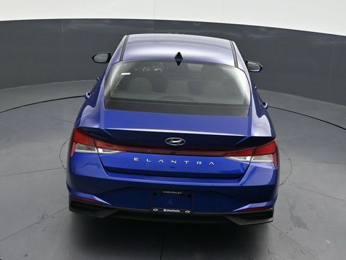 Used 2023 Hyundai Elantra SEL FWD image 18