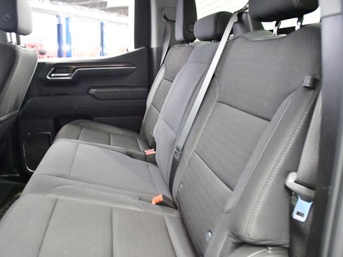 Used 2024 Chevrolet Silverado 1500 LT AWD/4WD image 10