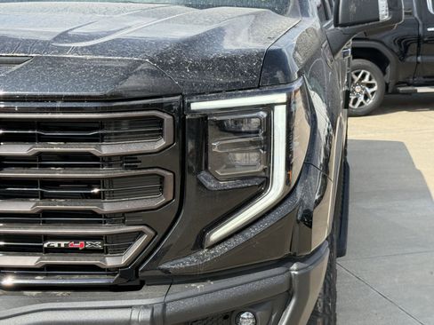 New 2026 GMC Sierra 1500 AT4X image 8