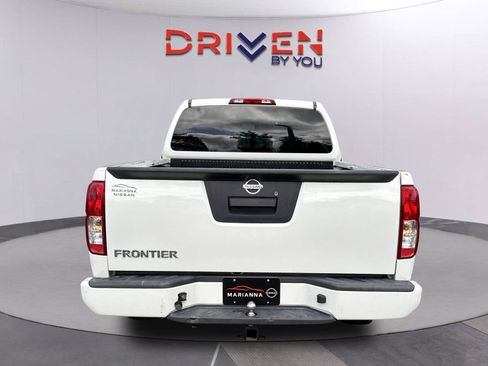 Used 2018 Nissan Frontier S RWD image 4