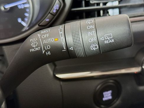 Used 2023 MAZDA CX-30 AWD 2.5 S w/ Premium Package image 13