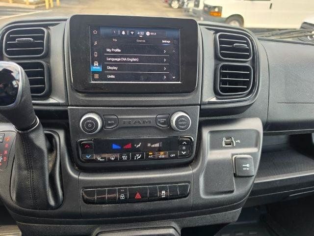 Used 2025 RAM ProMaster 2500 w/ Convenience Group FWD image 19