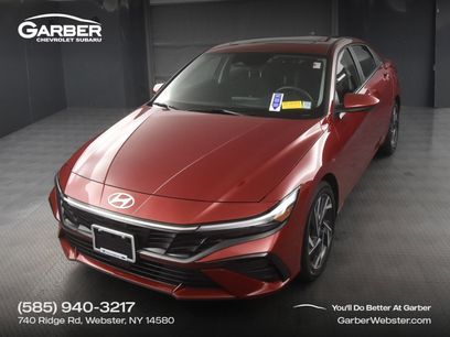 Used 2025 Hyundai Elantra SEL