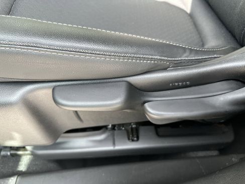 Used 2024 Buick Encore GX Preferred FWD image 14
