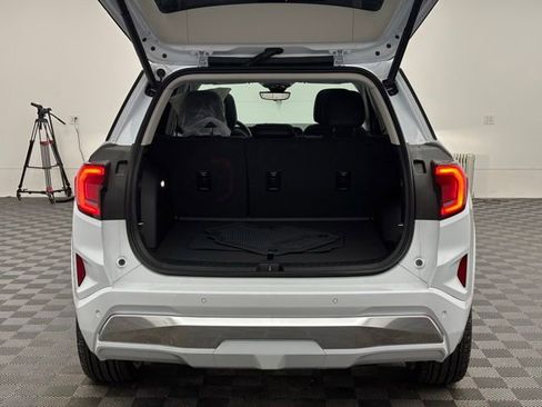 New 2026 GMC Terrain Denali AWD/4WD image 11