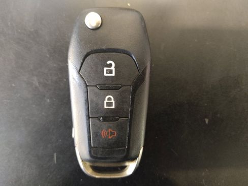 Used 2019 Ford F150 XLT AWD/4WD image 32