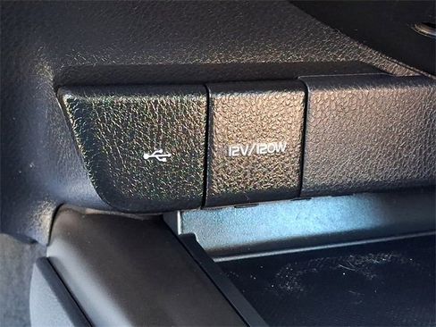 Used 2024 Toyota Camry image 24