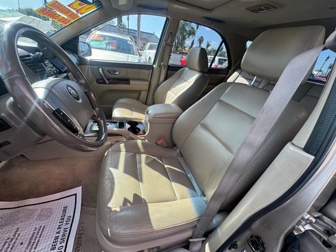Used 2005 Kia Sorento LX image 19