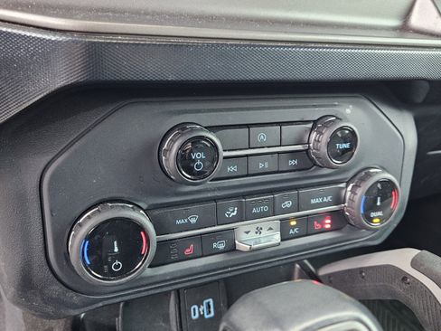 Used 2022 Ford Bronco Outer Banks image 20