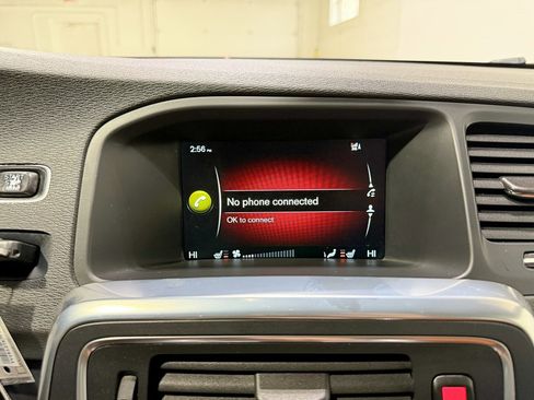 Used 2015 Volvo S60 T5 Premier image 18