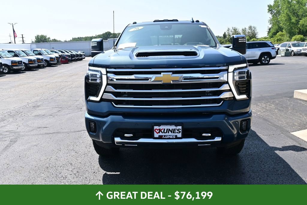 Used 2026 Chevrolet Silverado 3500 High Country w/ High Country Premium Package AWD/4WD image 14