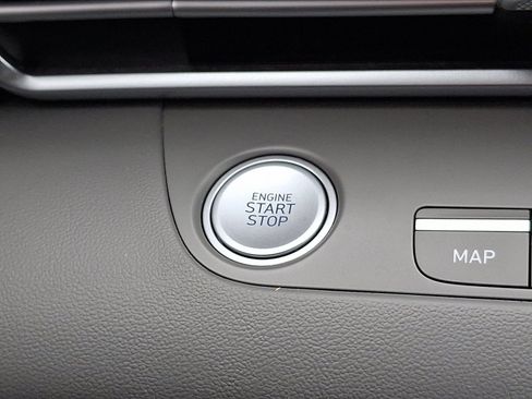 Certified 2023 Hyundai Elantra SEL w/ Convenience Package image 23