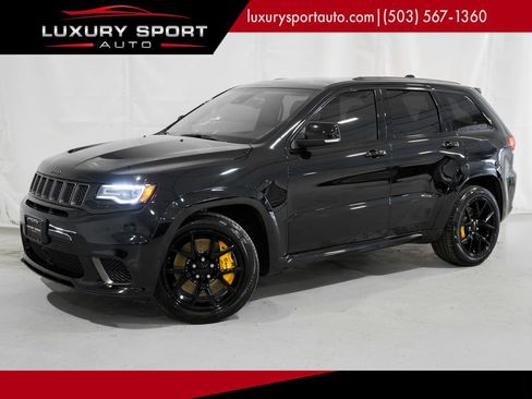 Used 2018 Jeep Grand Cherokee Trackhawk AWD/4WD image 1