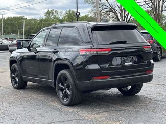 Used 2023 Jeep Grand Cherokee Altitude AWD/4WD video 2