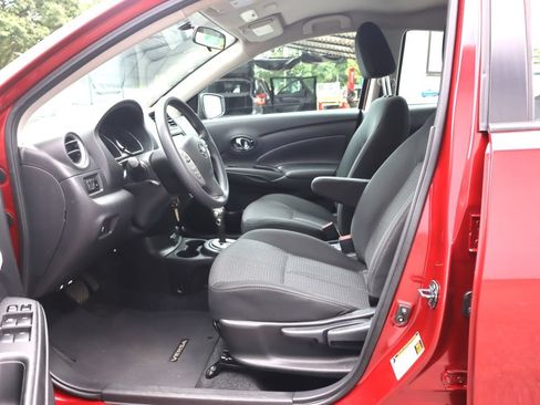 Used 2019 Nissan Versa SV FWD image 8