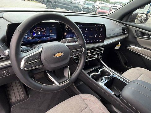 New 2026 Chevrolet Traverse LT FWD image 21