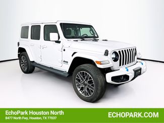 Used 2023 Jeep Wrangler Unlimited Sahara AWD/4WD video 1