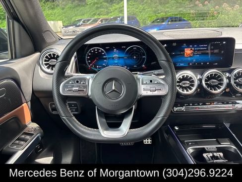Used 2023 Mercedes-Benz GLB 35 AMG 4MATIC image 18