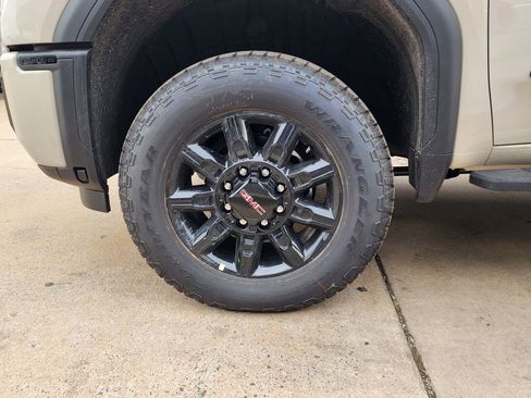 New 2026 GMC Sierra 2500 AT4 w/ AT4 Premium Plus Package AWD/4WD image 58