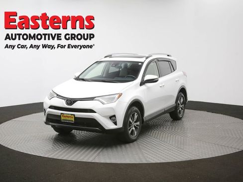 Used 2018 Toyota RAV4 XLE AWD/4WD image 57