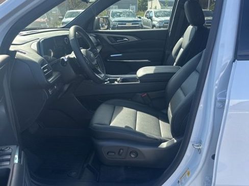 New 2026 Chevrolet Traverse LT w/ Driver Confidence Package image 19