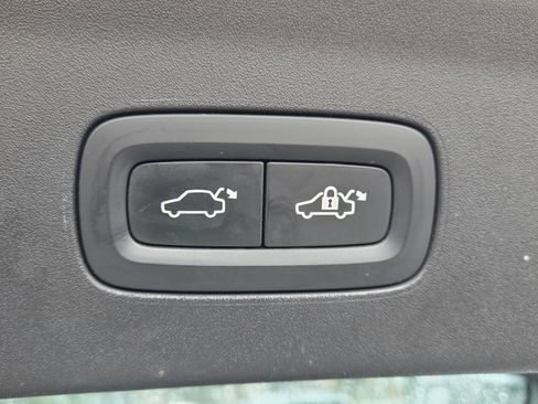 Used 2024 Polestar Polestar 2 AWD/4WD image 9