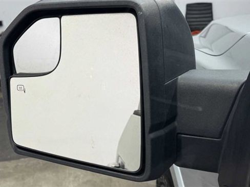 Used 2018 Ford F150 XLT w/ Equipment Group 302A Luxury image 11