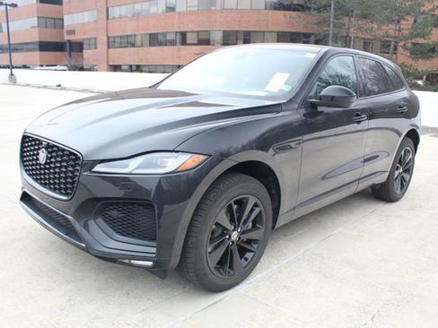 New 2026 Jaguar F-PACE R-Dynamic S image 1