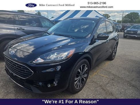Used 2021 Ford Escape SE w/ SE Sport Appearance Package FWD image 1