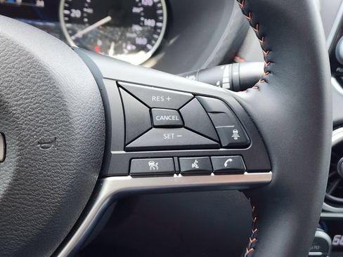 Used 2025 Nissan Sentra SR w/ Midnight Edition FWD image 28