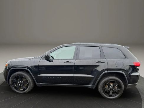Used 2019 Jeep Grand Cherokee Laredo AWD/4WD image 8