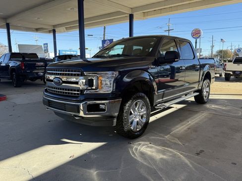 Used 2018 Ford F150 XLT w/ Equipment Group 302A Luxury image 7
