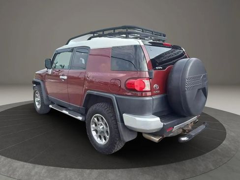 Used 2011 Toyota FJ Cruiser 4WD image 7