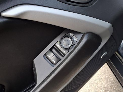 Used 2023 Chevrolet Camaro LT w/ Technology Package image 23