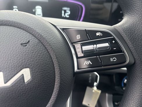 New 2026 Kia Seltos LX image 17