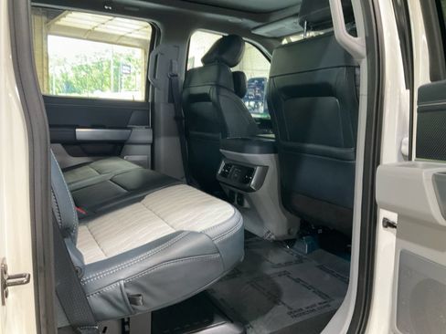 Used 2024 Ford F350 Limited w/ FX4 Off-Road Package AWD/4WD image 19
