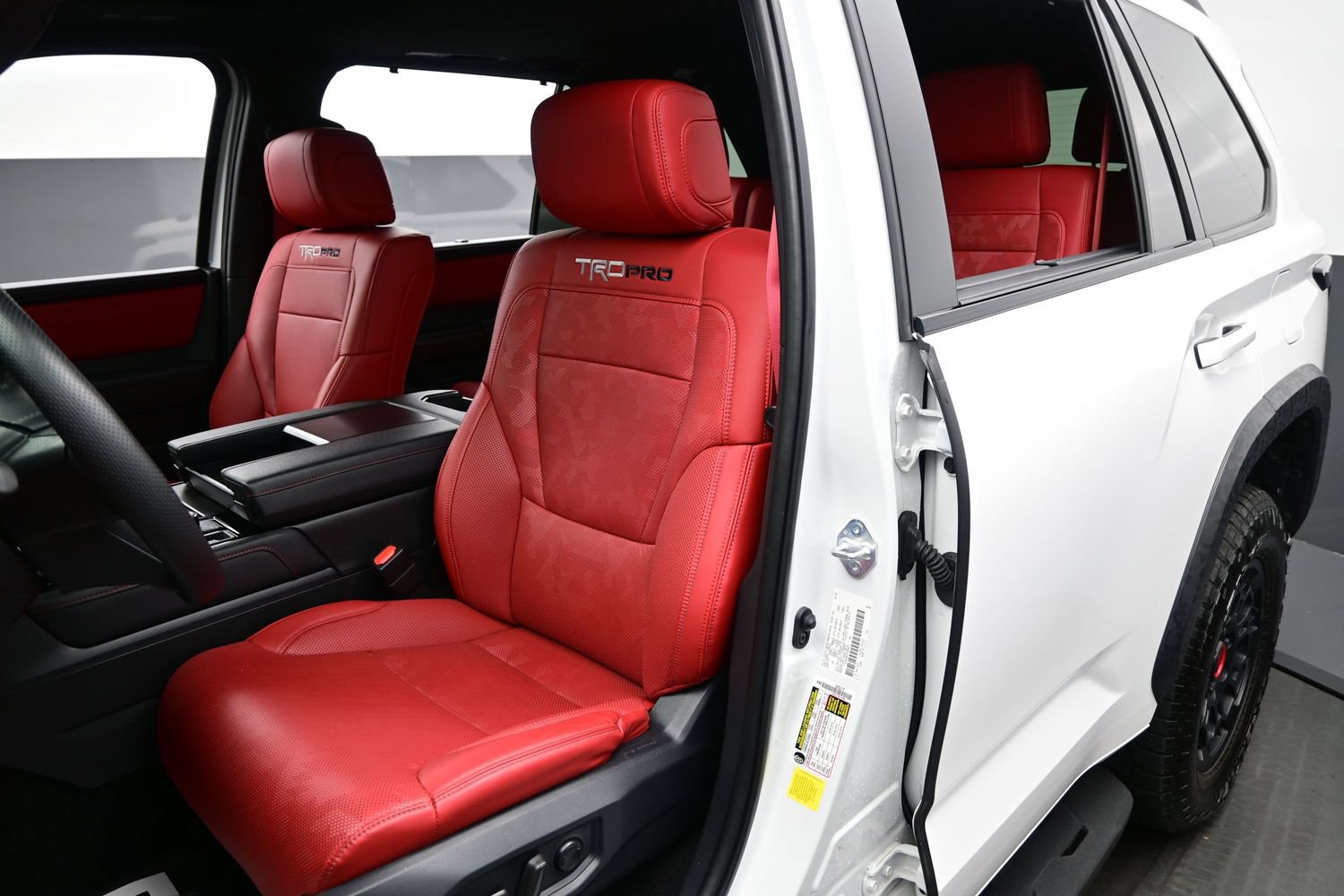 Used 2025 Toyota Sequoia TRD Pro AWD/4WD image 12