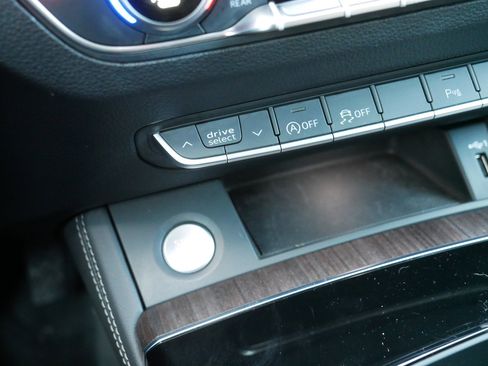 Used 2023 Audi Q5 2.0T Premium Plus image 33