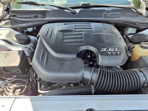 Used 2021 Dodge Challenger SXT RWD image 34